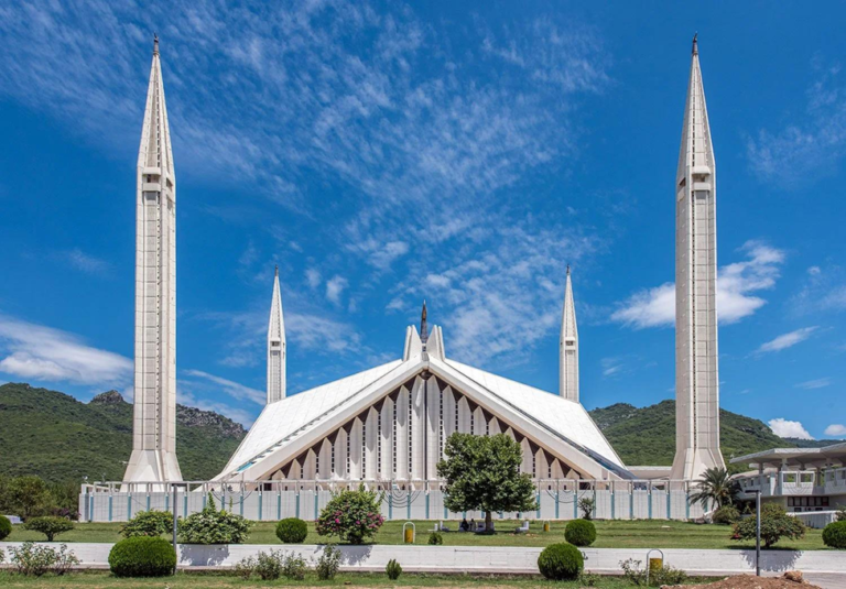 Best Places to Visit in Islamabad: 13 Must-Visit Attractions for Every Traveler